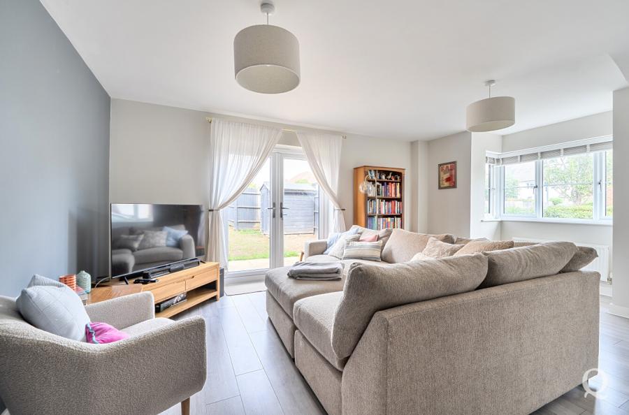 Eveas Drive, Sittingbourne, Kent, ME10, 17913, image-13 - Quealy & Co