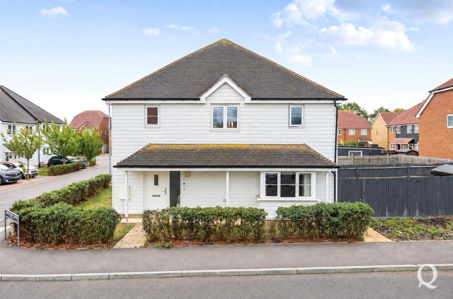 Eveas Drive, Sittingbourne, Kent, ME10, 17913, image-1 - Quealy & Co