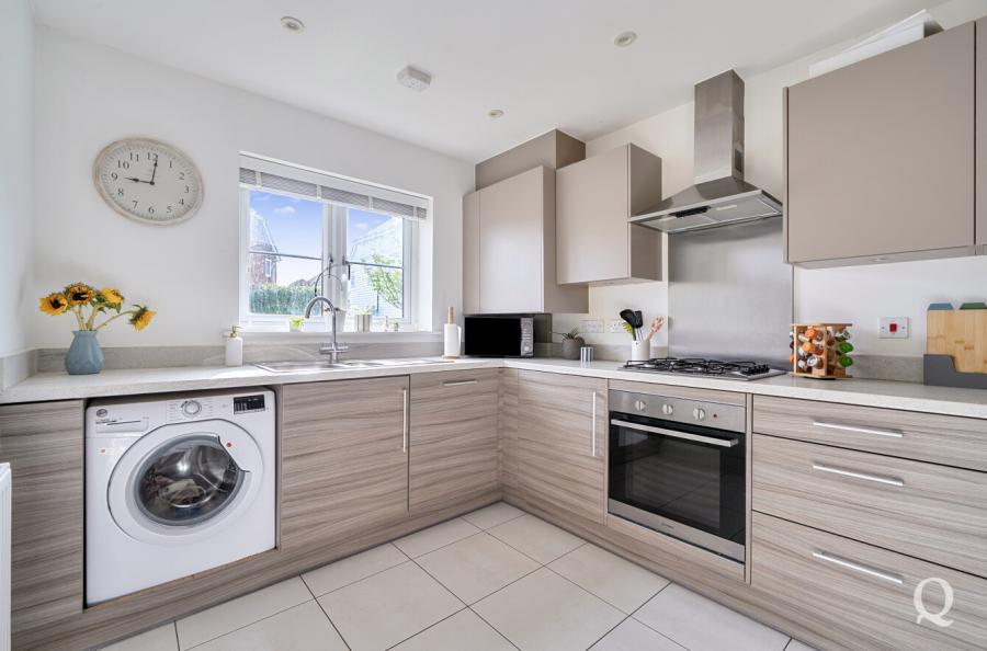 Eveas Drive, Sittingbourne, Kent, ME10, 17913, image-2 - Quealy & Co