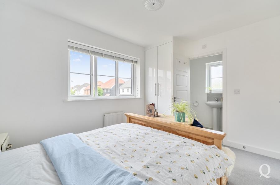 Eveas Drive, Sittingbourne, Kent, ME10, 17913, image-5 - Quealy & Co