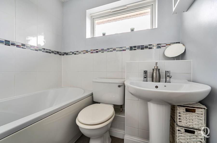 Moonfleet Close, Kemsley, Sittingbourne, Kent, ME10, 17688, image-7 - Quealy & Co
