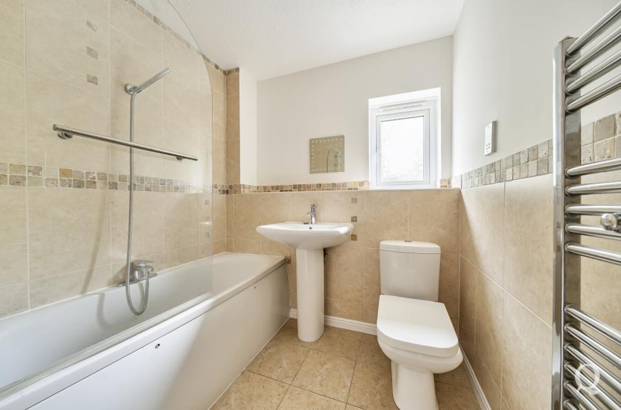 Jacinth Drive, Sittingbourne, Kent, ME10, 17603, image-7 - Quealy & Co