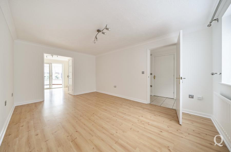 Jacinth Drive, Sittingbourne, Kent, ME10, 17603, image-2 - Quealy & Co