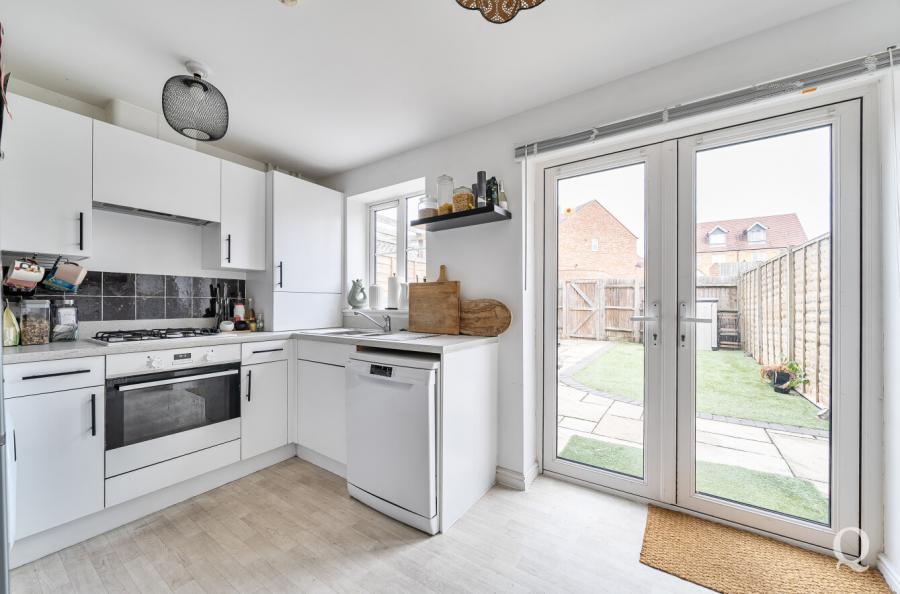 Peach Blossom Drive, Iwade, Sittingbourne, Kent, ME9, 17573, image-6 - Quealy & Co