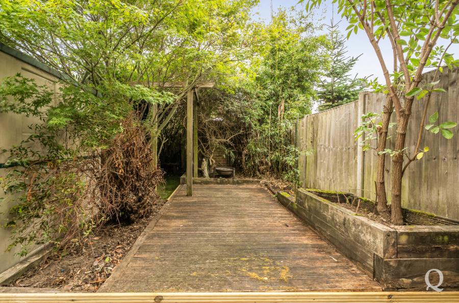 Clerke Drive, Kemsley, Sittingbourne, Kent, ME10, 11321, image-19 - Quealy & Co