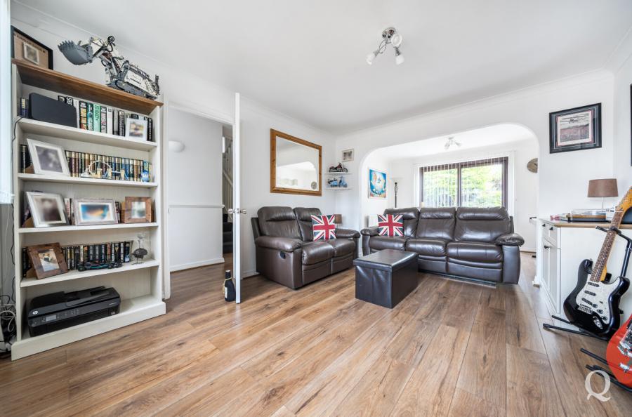 Clerke Drive, Kemsley, Sittingbourne, Kent, ME10, 11013, image-9 - Quealy & Co