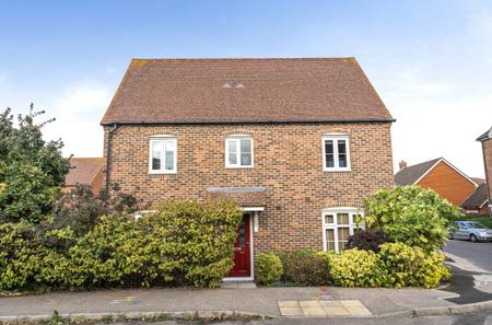 Mulberry Way, Sittingbourne, Kent, ME10, 10712 - Quealy & Co