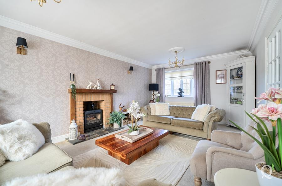 Brownings Orchard, Rodmersham, Sittingbourne, Kent, ME9, 10700, image-15 - Quealy & Co