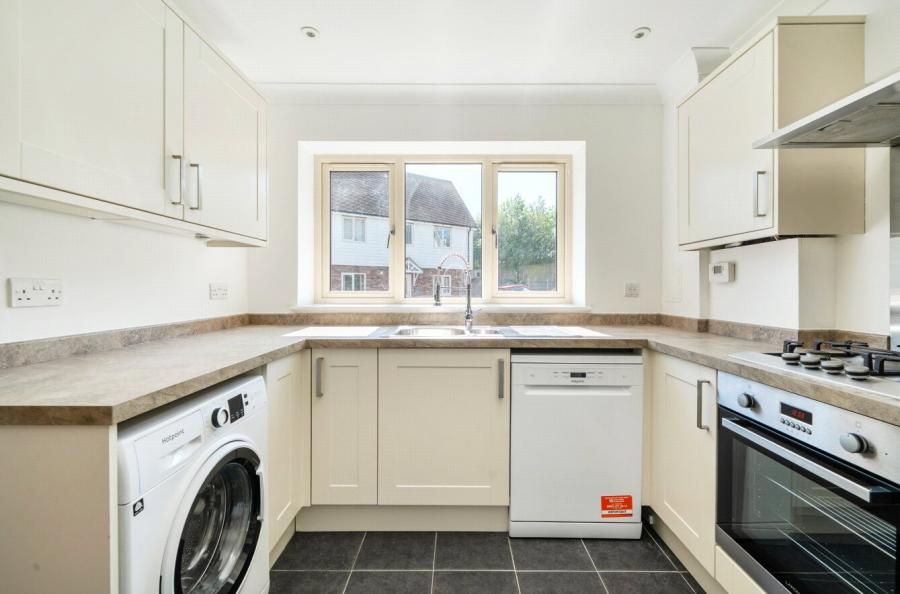 Orchard Court, Lynsted, Sittingbourne, Kent, ME9, 10645, image-9 - Quealy & Co