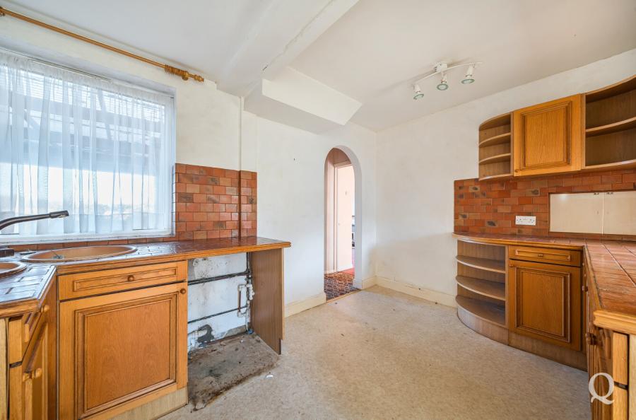 Ruins Barn Road, Tunstall, Sittingbourne, Kent, ME10, 9227, image-10 - Quealy & Co