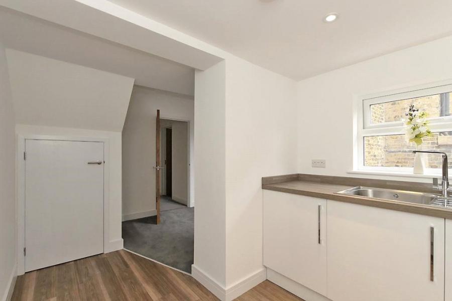 Park Road, Sittingbourne, Kent, ME10, 8679, image-10 - Quealy & Co