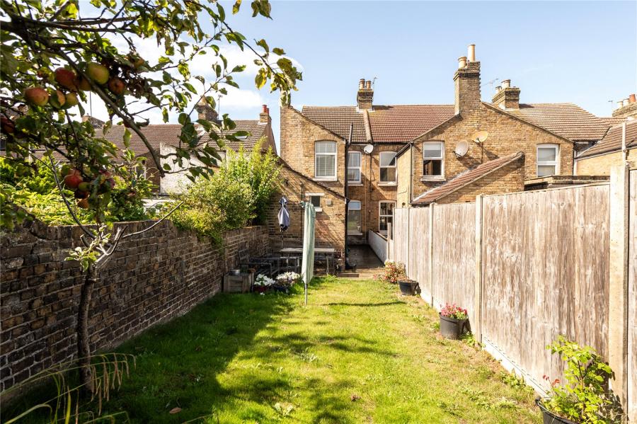 Bayford Road, Sittingbourne, Kent, ME10, 8208, image-14 - Quealy & Co