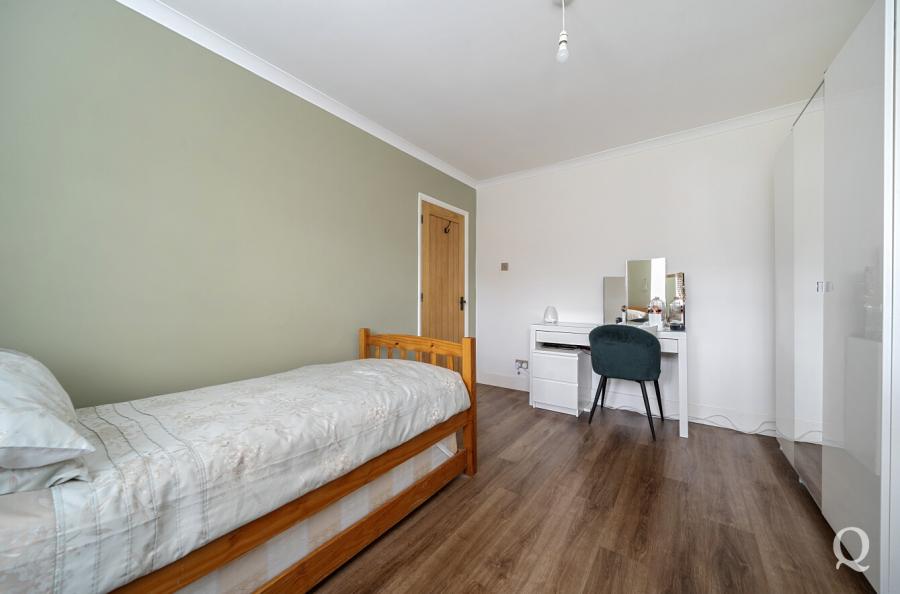 Sterling Road, Sittingbourne, Kent, ME10, 10030, image-15 - Quealy & Co