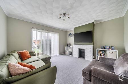 Bourne Grove, Sittingbourne, ME10, 9810 - Quealy & Co