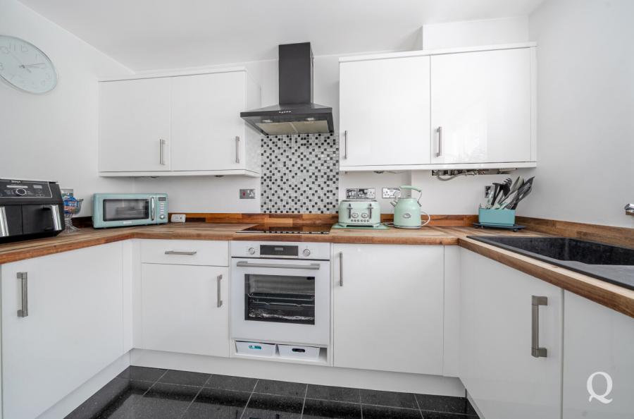 Peony Crescent, Sittingbourne, ME10, 6604, image-9 - Quealy & Co