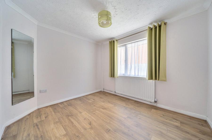 Homewood Avenue, Sittingbourne, Kent, ME10, 4712, image-20 - Quealy & Co