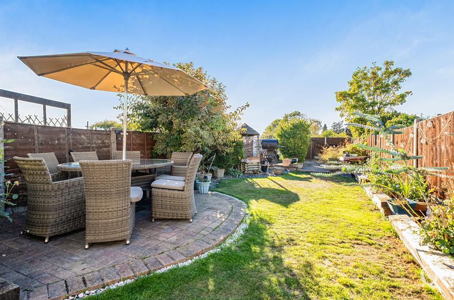 Grovehurst Road, Kemsley, Sittingbourne, Kent, ME10, 18264, image-20 - Quealy & Co