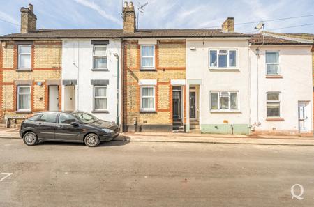 Chamberlain Road, Chatham, Kent, ME4, 17532 - Quealy & Co