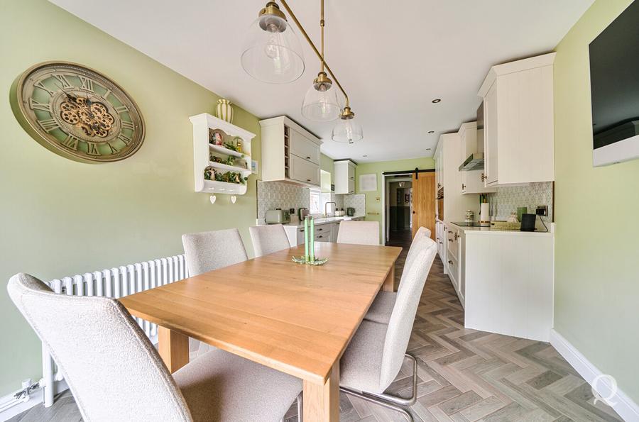 Ufton Lane, Sittingbourne, Kent, ME10, 9920, image-13 - Quealy & Co