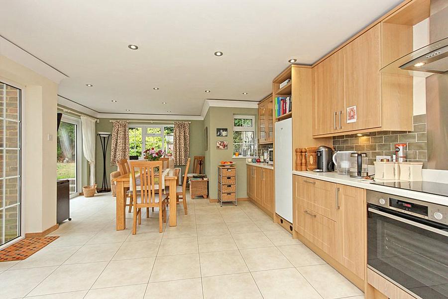 Doubleday Drive, Bapchild, Sittingbourne, Kent, ME9, 5388, image-4 - Quealy & Co