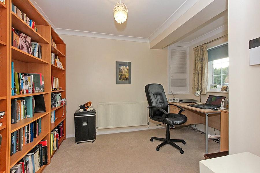 Doubleday Drive, Bapchild, Sittingbourne, Kent, ME9, 5388, image-22 - Quealy & Co