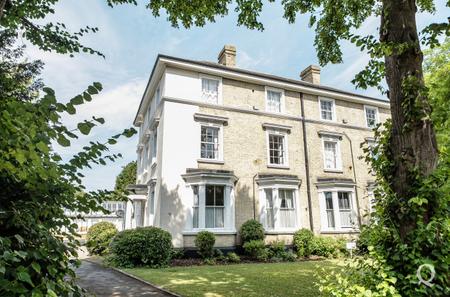 8 Whitehall Court, Bell Road, Sittingbourne, Kent, ME10, 11477 - Quealy & Co