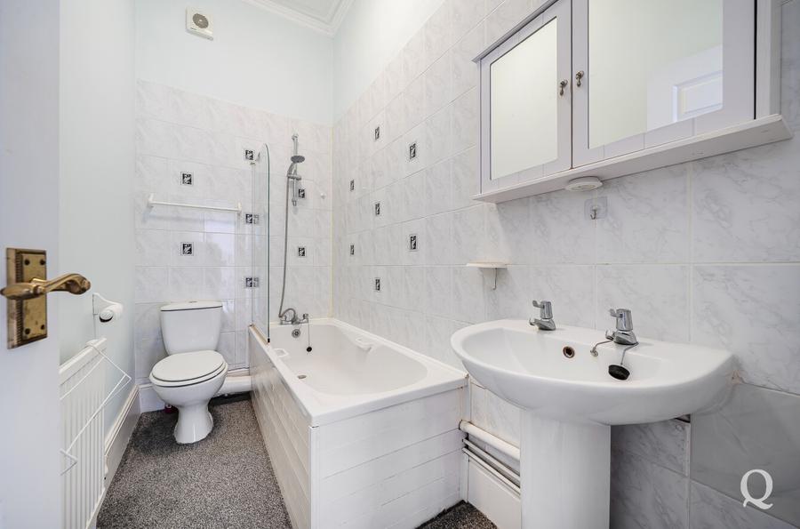 8 Whitehall Court, Bell Road, Sittingbourne, Kent, ME10, 11477, image-4 - Quealy & Co
