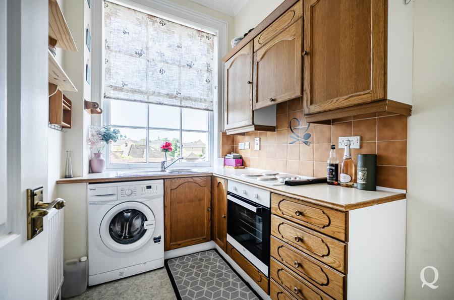 8 Whitehall Court, Bell Road, Sittingbourne, Kent, ME10, 11477, image-3 - Quealy & Co