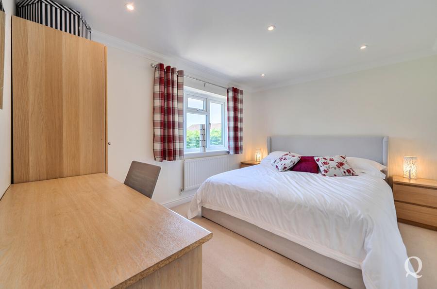 Horsham Lane, Rainham, Gillingham, Kent, ME8, 11453, image-15 - Quealy & Co