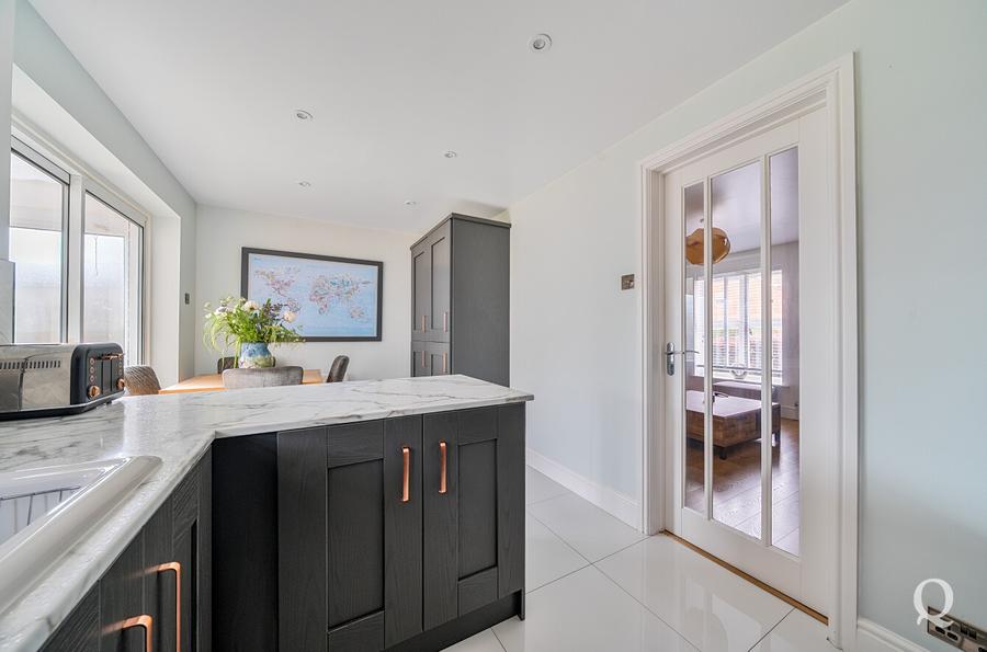 Helen Thompson Close, Iwade, Sittingbourne, Kent, ME9, 11021, image-11 - Quealy & Co