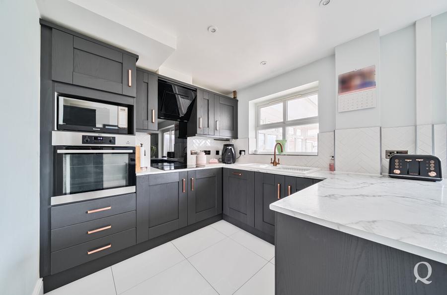 Helen Thompson Close, Iwade, Sittingbourne, Kent, ME9, 11021, image-2 - Quealy & Co