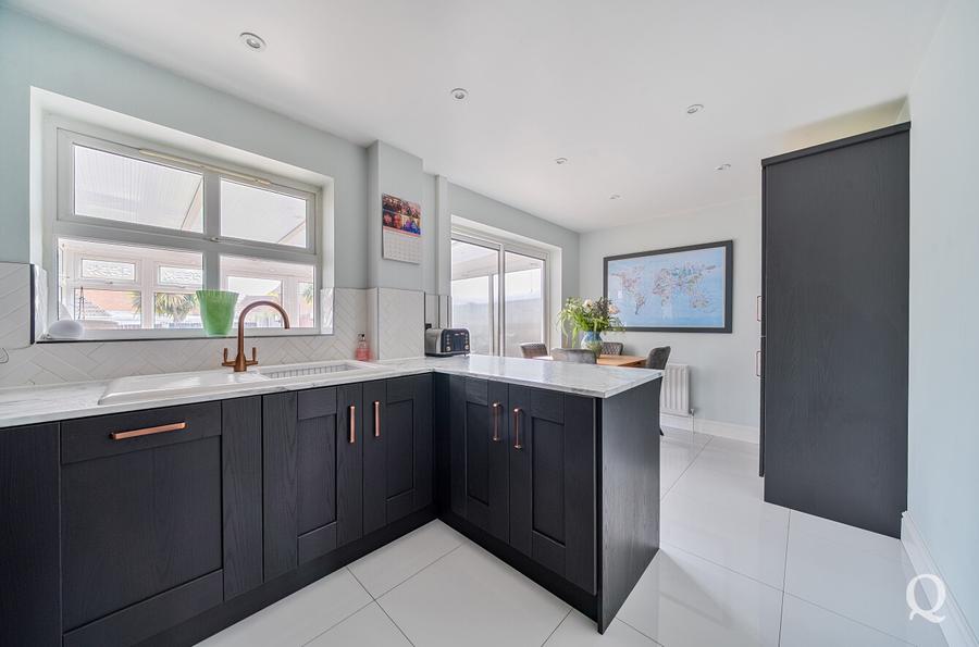 Helen Thompson Close, Iwade, Sittingbourne, Kent, ME9, 11021, image-12 - Quealy & Co
