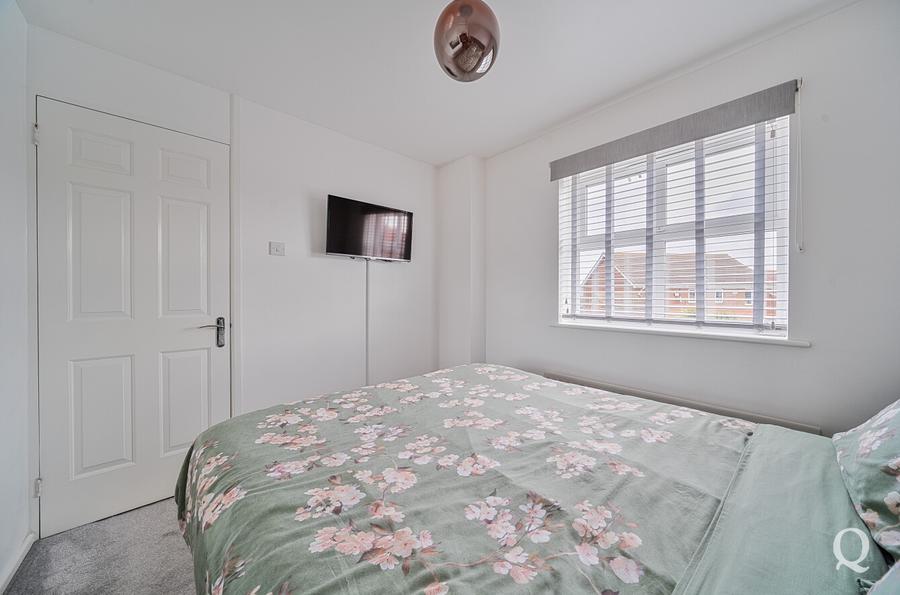 Helen Thompson Close, Iwade, Sittingbourne, Kent, ME9, 11021, image-17 - Quealy & Co