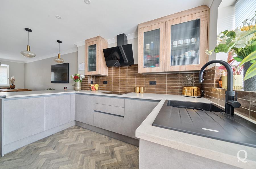 Victoria Mews, East Street, Sittingbourne, Kent, ME10, 9062, image-1 - Quealy & Co
