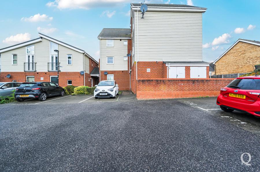 Bismuth Drive, Sittingbourne, Kent, ME10, 8892, image-16 - Quealy & Co