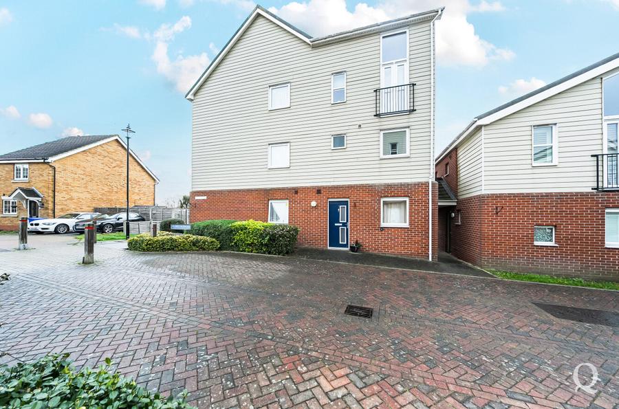 Bismuth Drive, Sittingbourne, Kent, ME10, 8892, image-4 - Quealy & Co