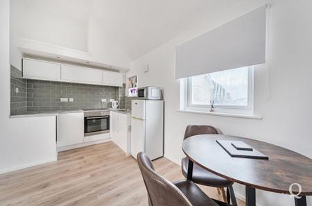 Bismuth Drive, Sittingbourne, Kent, ME10, 8892 - Quealy & Co