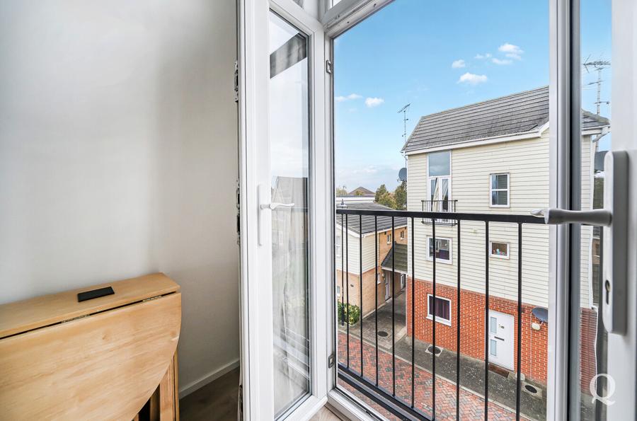 Bismuth Drive, Sittingbourne, Kent, ME10, 8892, image-2 - Quealy & Co