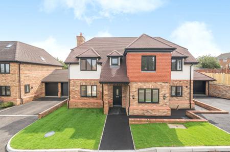 Shaw Close, Scarborough Drive, Minster on Sea, Sheerness, ME12, 7643 - Quealy & Co