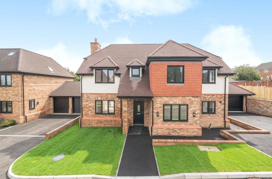Shaw Close, Scarborough Drive, Minster on Sea, Sheerness, ME12, 7643, image-1 - Quealy & Co