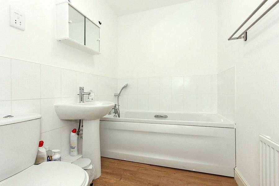 Bluebell Drive, Sittingbourne, Kent, ME10, 6137, image-7 - Quealy & Co