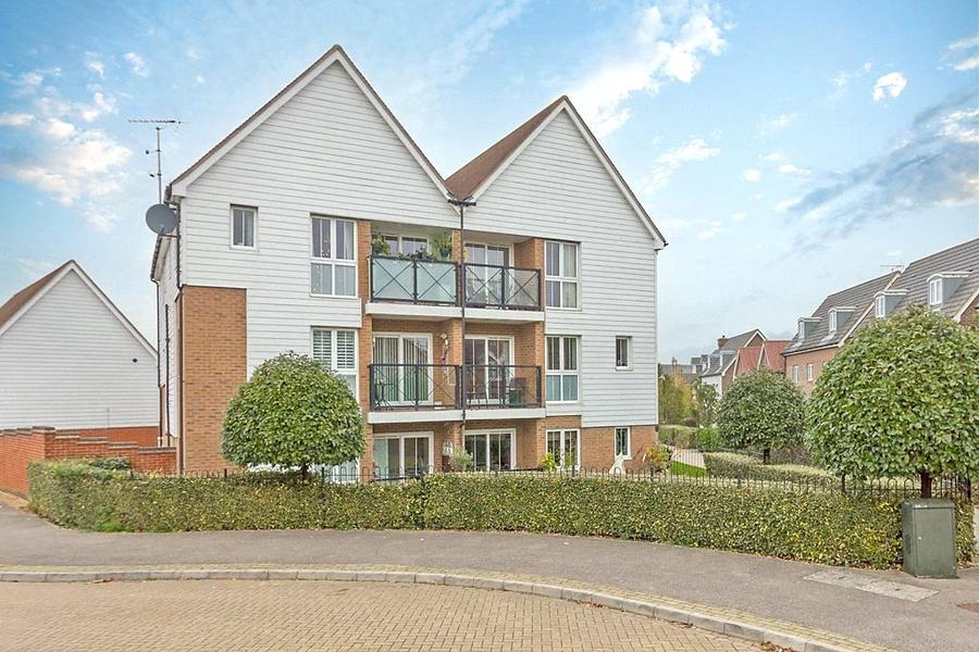 Bluebell Drive, Sittingbourne, Kent, ME10, 6137, image-11 - Quealy & Co