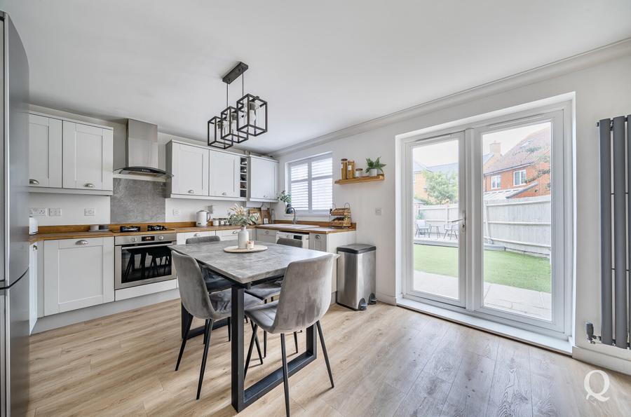 Carnation Crescent, Sittingbourne, Kent, ME10, 7784, image-9 - Quealy & Co