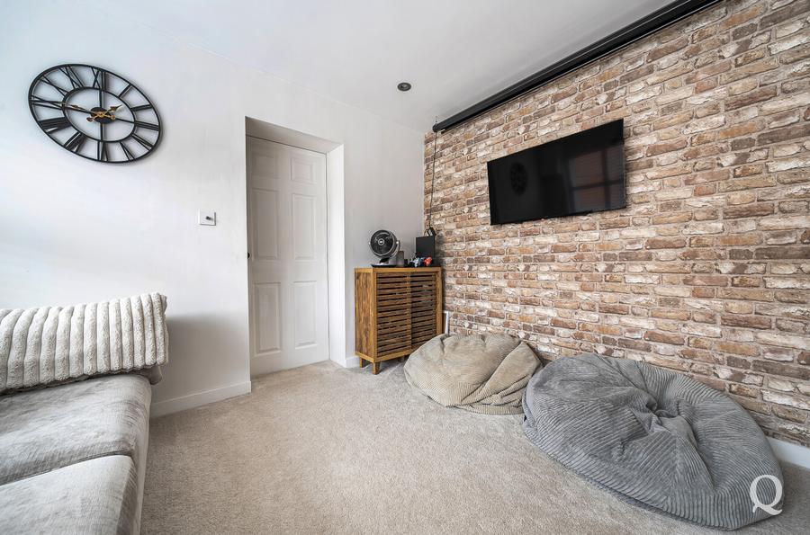 Carnation Crescent, Sittingbourne, Kent, ME10, 7784, image-14 - Quealy & Co