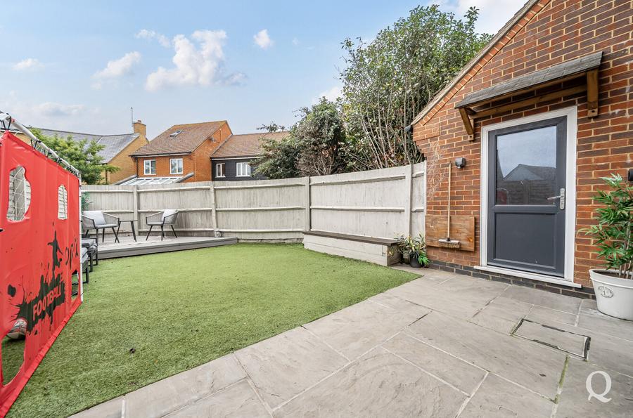 Carnation Crescent, Sittingbourne, Kent, ME10, 7784, image-22 - Quealy & Co