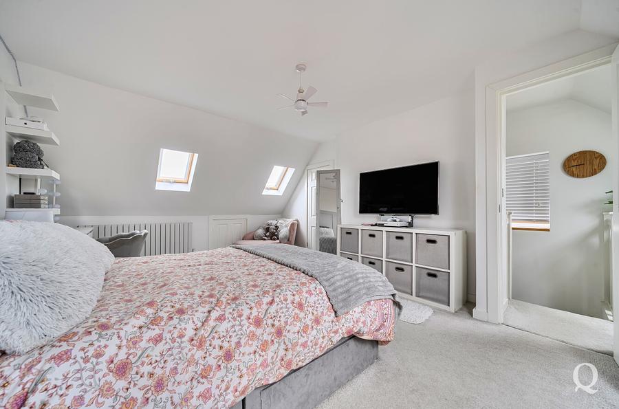 Carnation Crescent, Sittingbourne, Kent, ME10, 7784, image-18 - Quealy & Co