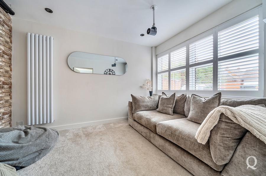 Carnation Crescent, Sittingbourne, Kent, ME10, 7784, image-13 - Quealy & Co