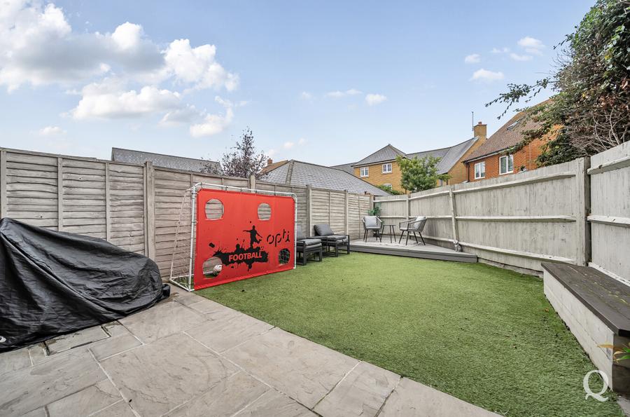 Carnation Crescent, Sittingbourne, Kent, ME10, 7784, image-4 - Quealy & Co