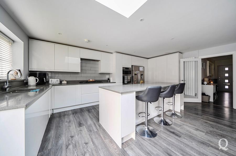 Wyvern Close, Milton Regis, Sittingbourne, Kent, ME10, 8358, image-4 - Quealy & Co