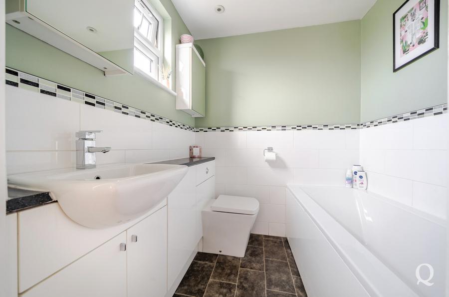 Borden Lane, Sittingbourne, Kent, ME10, 9408, image-18 - Quealy & Co